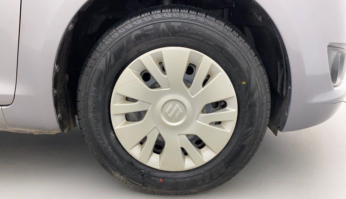 2012 Maruti Swift VXI, Petrol, Manual, 20,264 km, Right Front Wheel