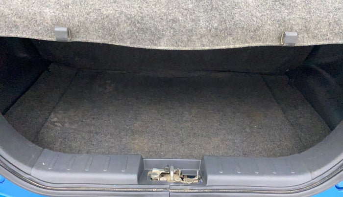 2016 Maruti Alto 800 VXI, Petrol, Manual, 62,080 km, Boot Inside