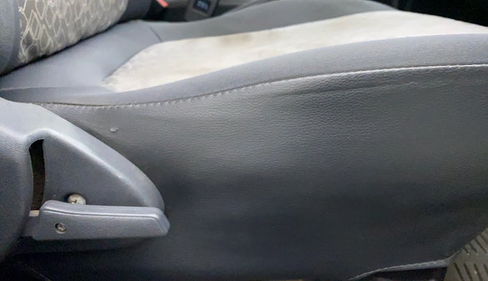2016 Maruti Alto 800 VXI, Petrol, Manual, 62,080 km, Driver Side Adjustment Panel