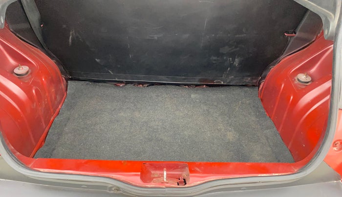 2016 Renault Kwid RXL, Petrol, Manual, 35,006 km, Boot Inside