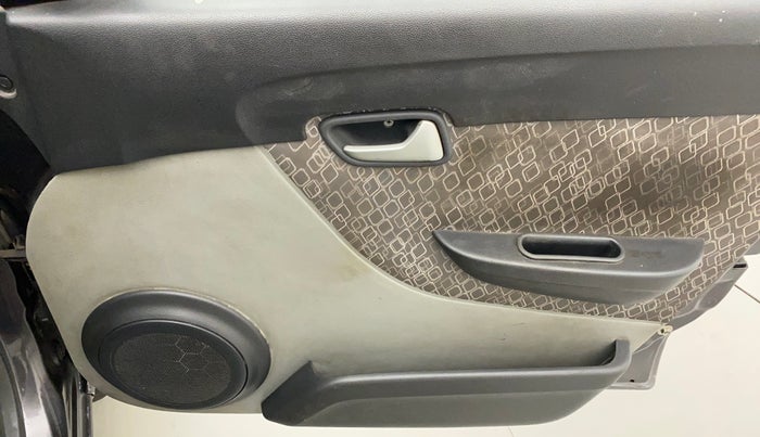 2016 Maruti Alto 800 VXI, Petrol, Manual, 99,702 km, Driver Side Door Panels Control