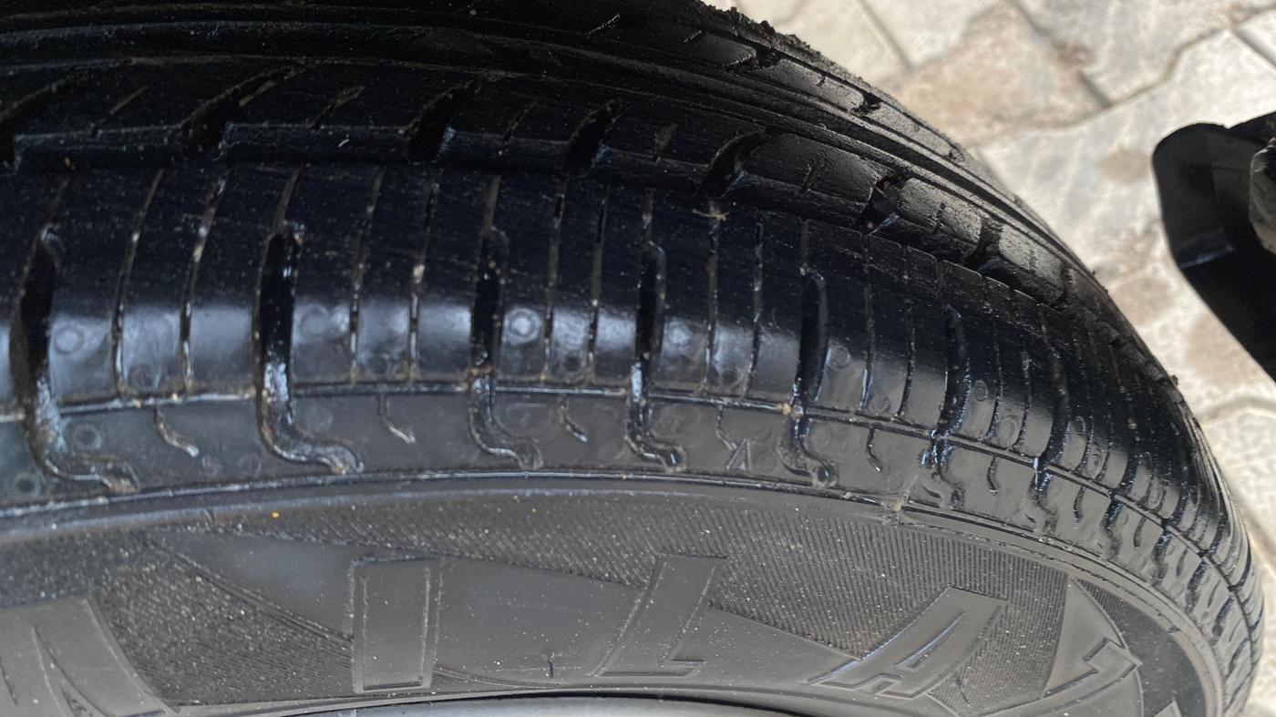2016 Renault Kwid RXT 0.8, Petrol, Manual, 65,560 km, Left Rear Tyre Tread