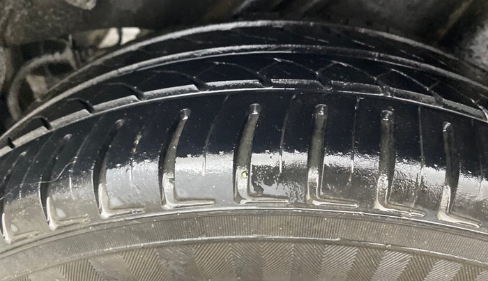 2015 Honda City 1.5L I-VTEC V MT, Petrol, Manual, 49,329 km, Left Rear Tyre Tread