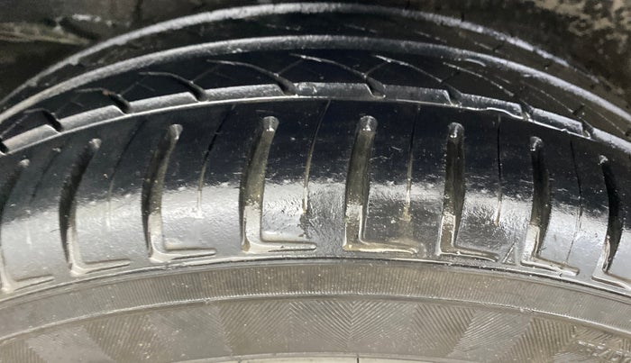 2015 Honda City 1.5L I-VTEC V MT, Petrol, Manual, 49,329 km, Right Rear Tyre Tread