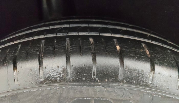 2021 Maruti Baleno ZETA CVT PETROL 1.2, Petrol, Automatic, 49,890 km, Right Rear Tyre Tread