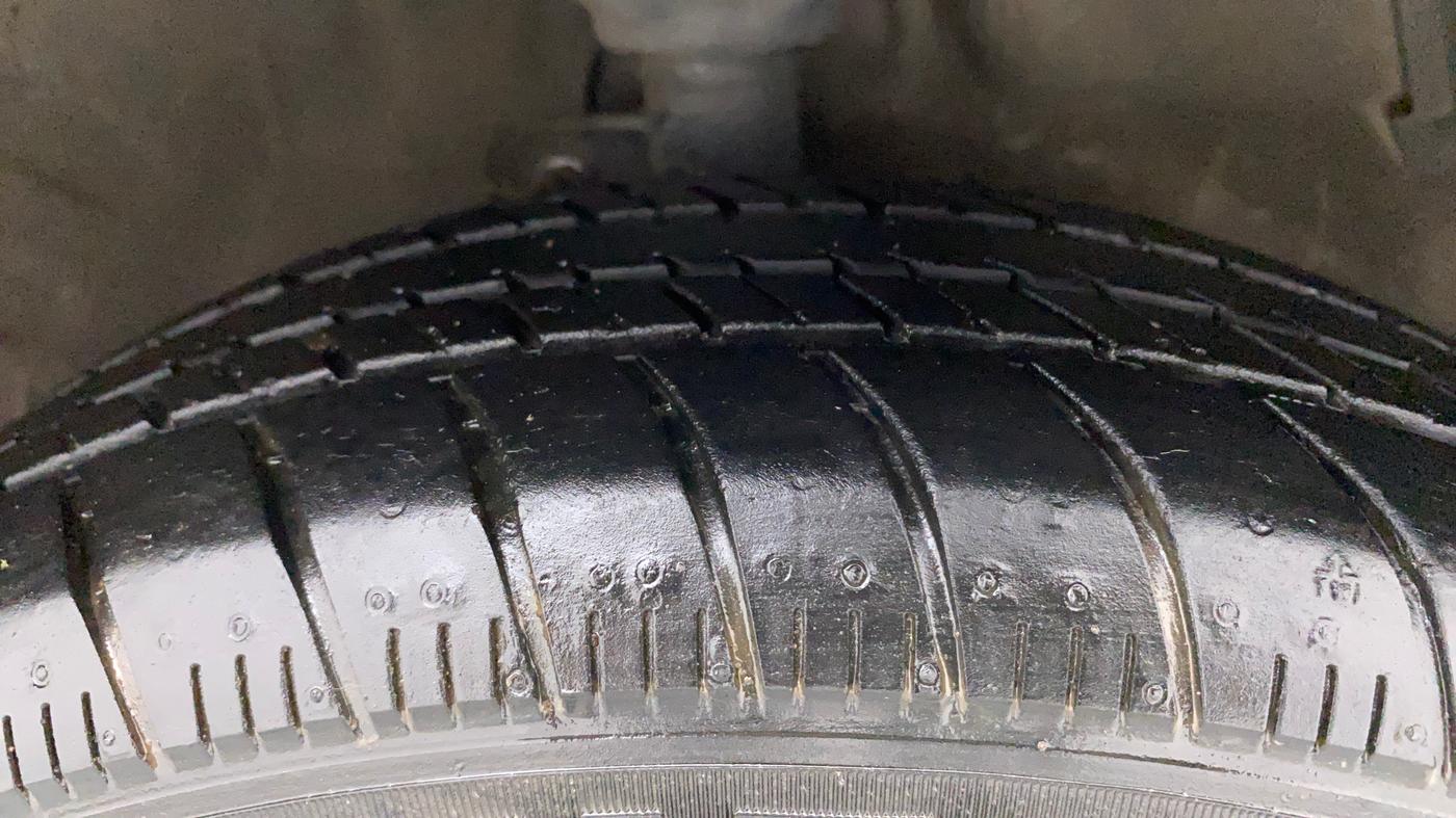 2019 Maruti Celerio ZXI, Petrol, Manual, 38,421 km, Right Front Tyre Tread