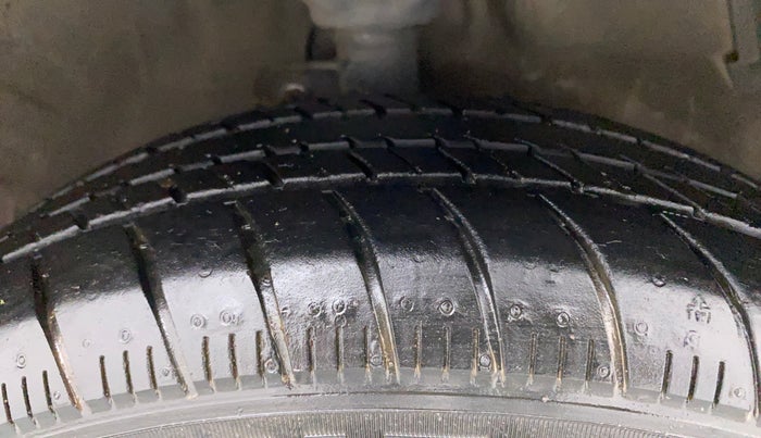 2019 Maruti Celerio ZXI, Petrol, Manual, 38,421 km, Right Front Tyre Tread