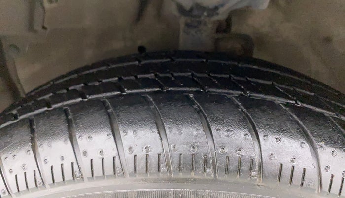 2019 Maruti Celerio ZXI, Petrol, Manual, 38,421 km, Left Front Tyre Tread