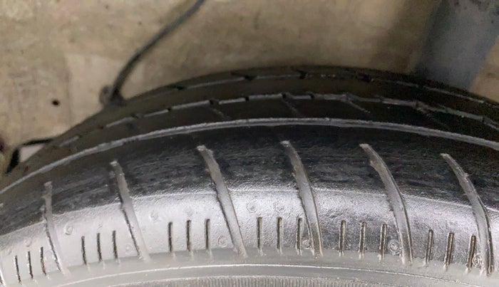 2019 Maruti Celerio ZXI, Petrol, Manual, 38,421 km, Left Rear Tyre Tread