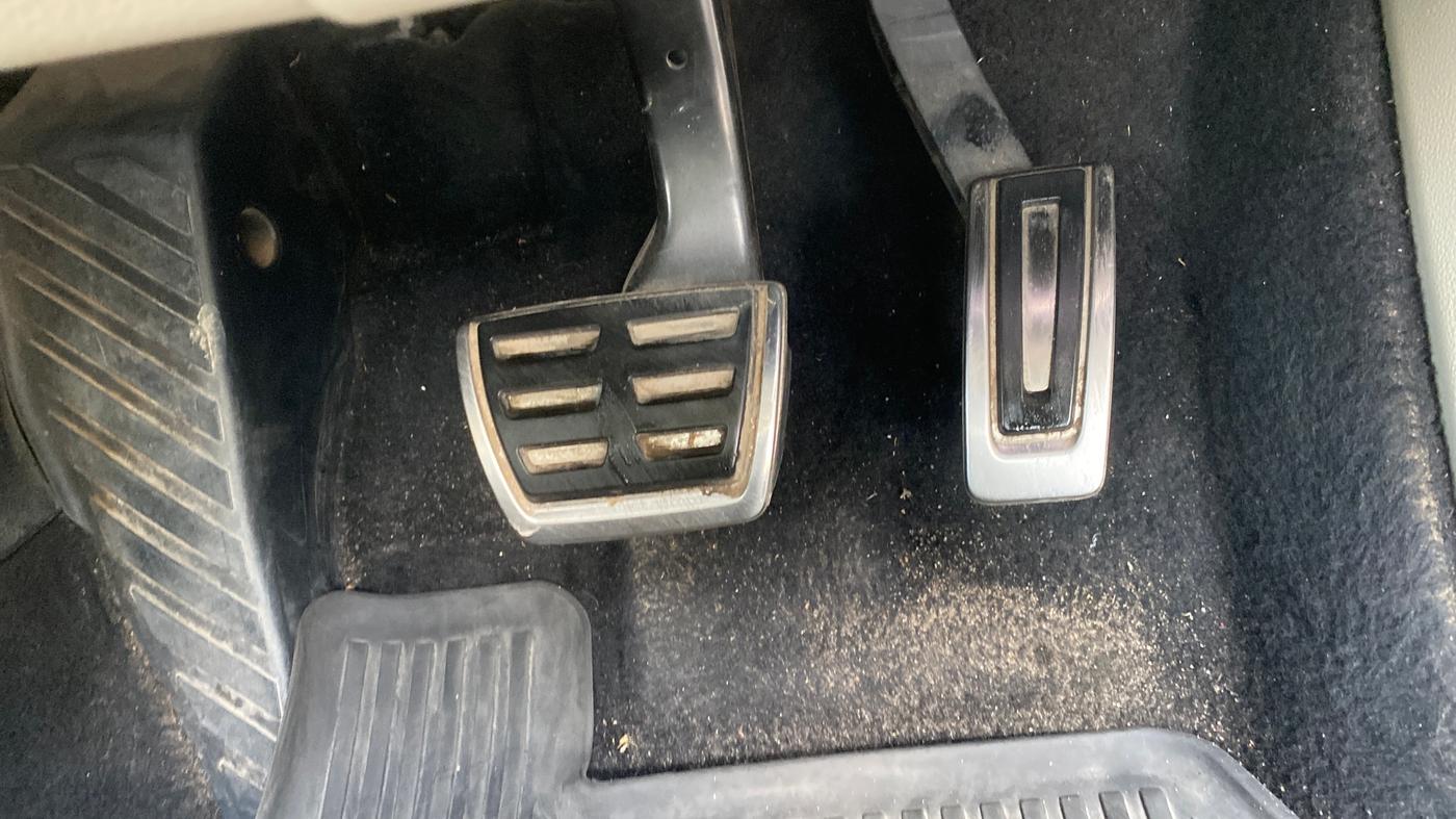 2018 Skoda Superb L&K 1.8 TSI AT, Petrol, Automatic, 86,785 km, Pedals