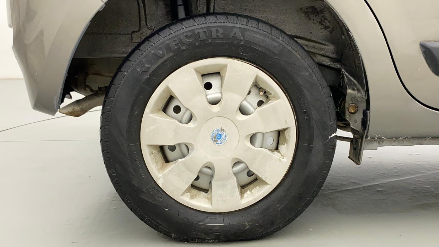 2019 Maruti New Wagon-R LXI CNG 1.0, CNG, Manual, 42,263 km, Right Rear Wheel