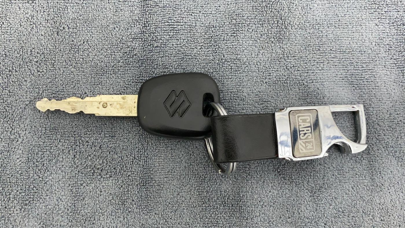 2019 Maruti New Wagon-R LXI CNG 1.0, CNG, Manual, 42,263 km, Key Close Up
