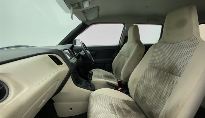 2019 Maruti New Wagon-R LXI CNG 1.0, CNG, Manual, 42,263 km, Right Side Front Door Cabin