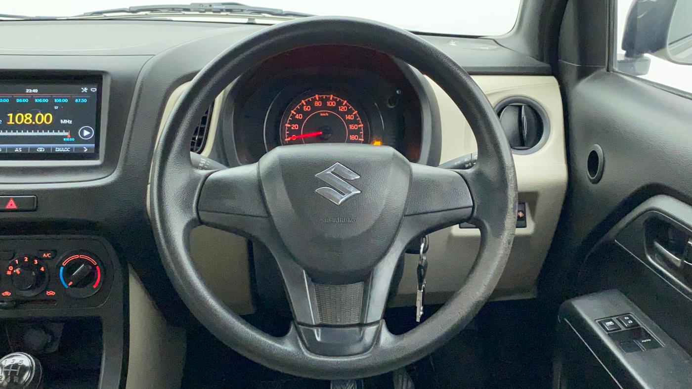 2019 Maruti New Wagon-R LXI CNG 1.0, CNG, Manual, 42,263 km, Steering Wheel Close Up