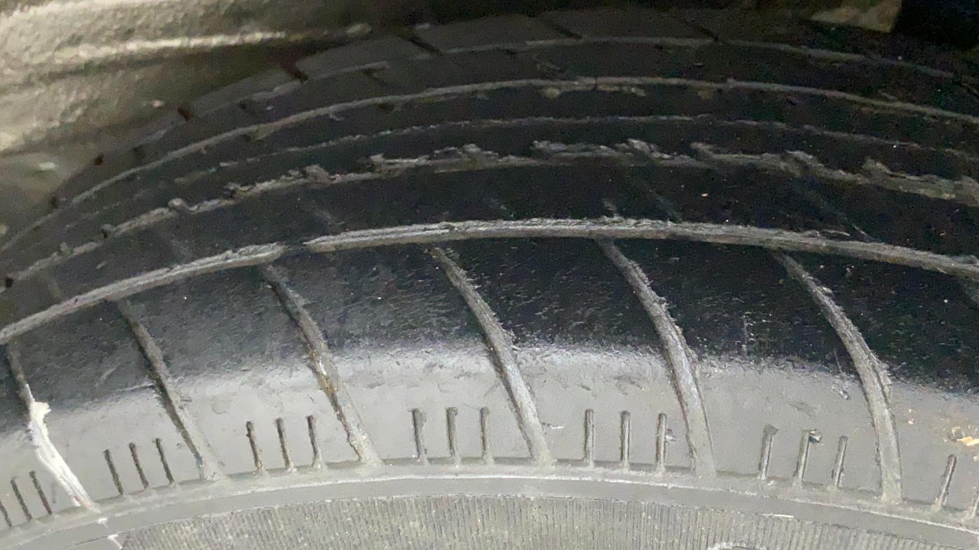 2019 Maruti New Wagon-R LXI CNG 1.0, CNG, Manual, 42,263 km, Left Rear Tyre Tread