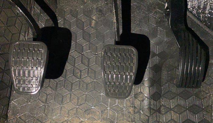 2023 Tata PUNCH PURE MT, Petrol, Manual, 20,523 km, Pedals