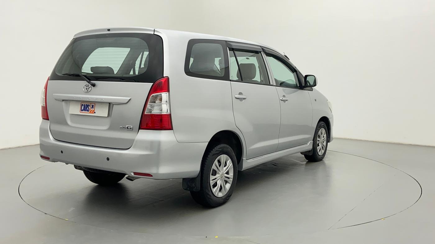 2013 Toyota Innova 2.5 GX 7 STR BS IV, Diesel, Manual, 1,21,826 km, Right Back Diagonal