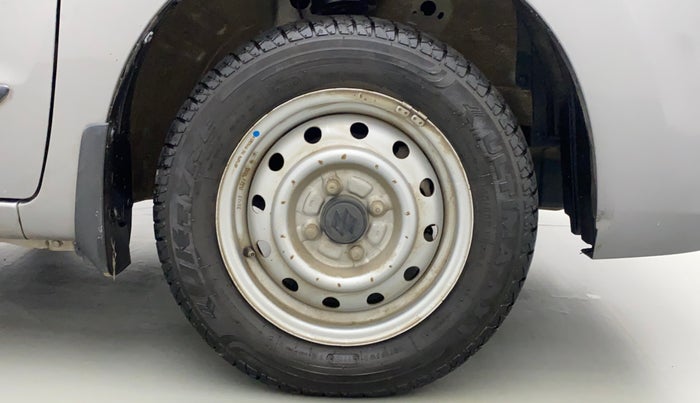 2018 Maruti Wagon R 1.0 LXI CNG, CNG, Manual, 17,078 km, Right Front Wheel