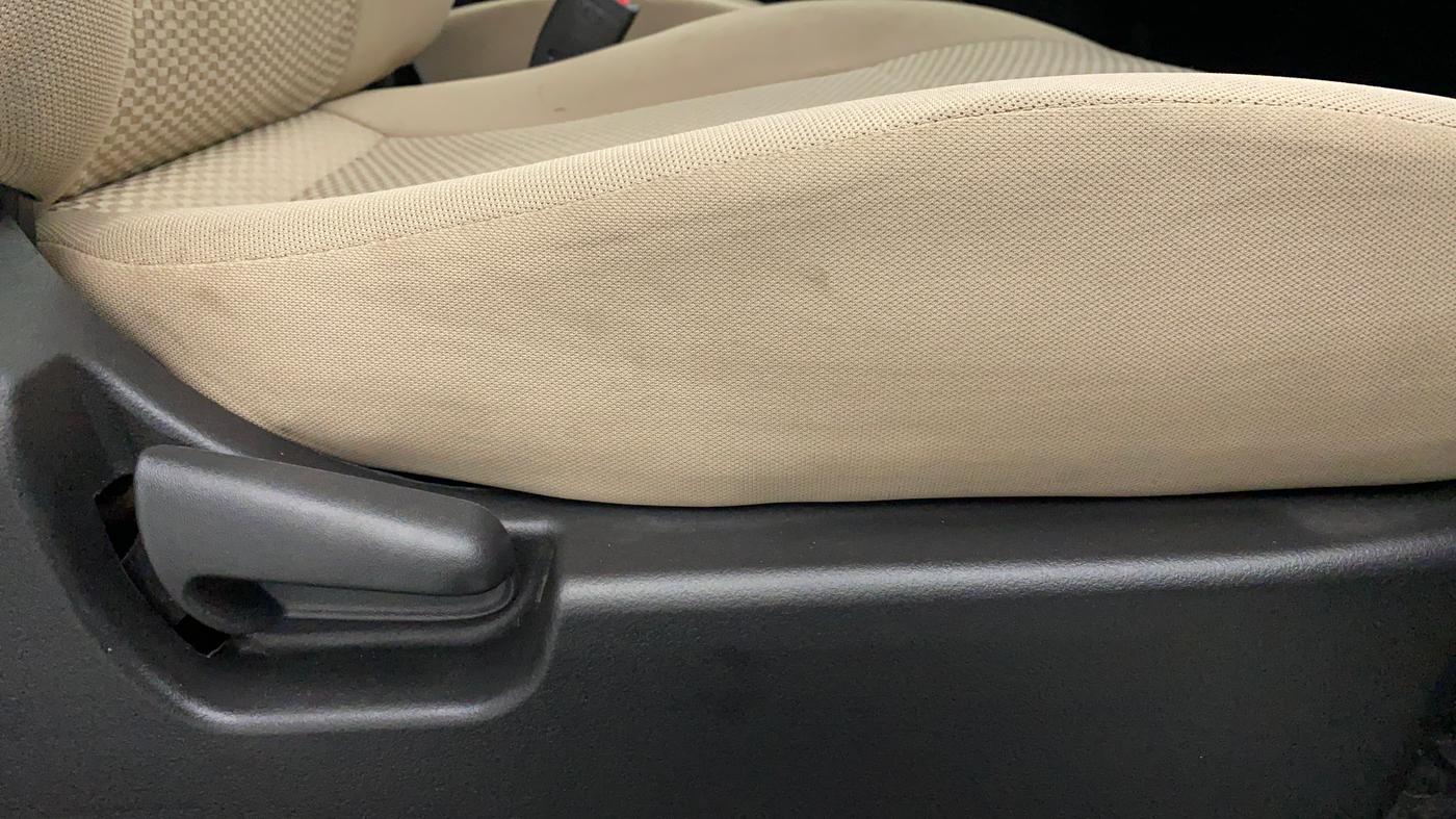 2018 Maruti Wagon R 1.0 LXI CNG, CNG, Manual, 17,078 km, Driver Side Adjustment Panel