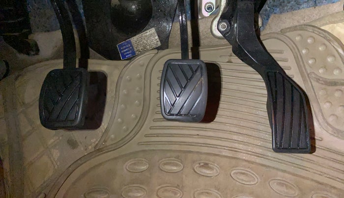 2021 Maruti Ciaz ALPHA 1.5 SHVS PETROL, Petrol, Manual, 69,648 km, Pedals