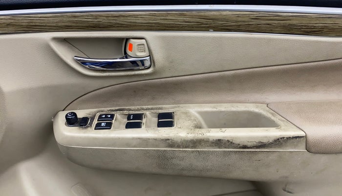 2021 Maruti Ciaz ALPHA 1.5 SHVS PETROL, Petrol, Manual, 69,648 km, Driver Side Door Panels Control