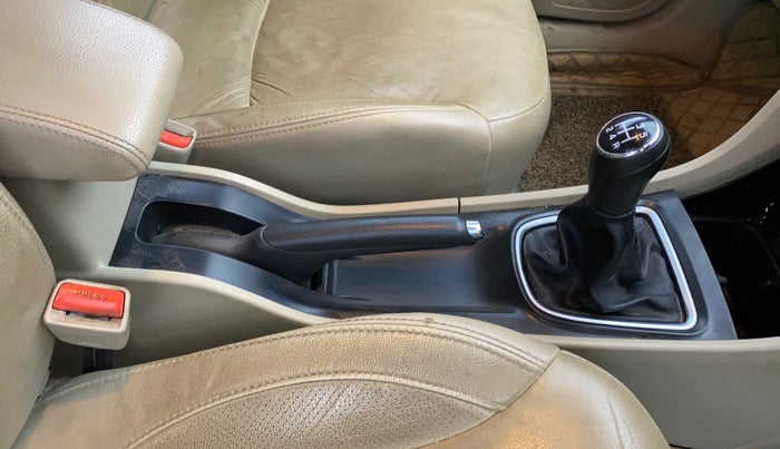 2021 Maruti Ciaz ALPHA 1.5 SHVS PETROL, Petrol, Manual, 69,648 km, Gear Lever