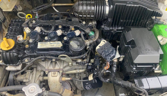2020 Tata ALTROZ XZ PETROL, Petrol, Manual, 99,716 km, Engine View