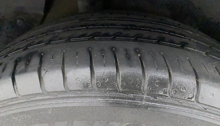 2018 Hyundai Creta SX 1.6 PETROL, Petrol, Manual, 48,275 km, Right Rear Tyre Tread