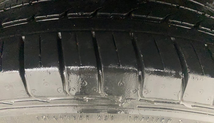 2020 MG HECTOR SHARP HYBRID 1.5 PETROL, Petrol, Manual, 38,345 km, Left Rear Tyre Tread