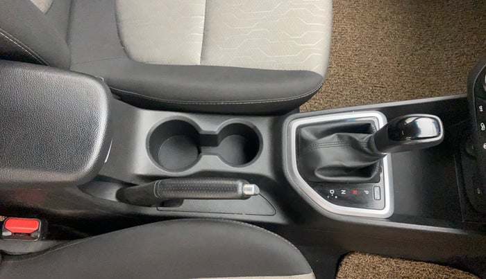 2018 Hyundai Creta SX AT 1.6 PETROL, Petrol, Automatic, 36,333 km, Gear Lever