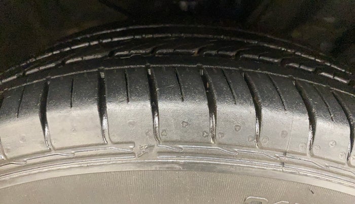 2018 Hyundai Creta SX AT 1.6 PETROL, Petrol, Automatic, 36,333 km, Right Front Tyre Tread