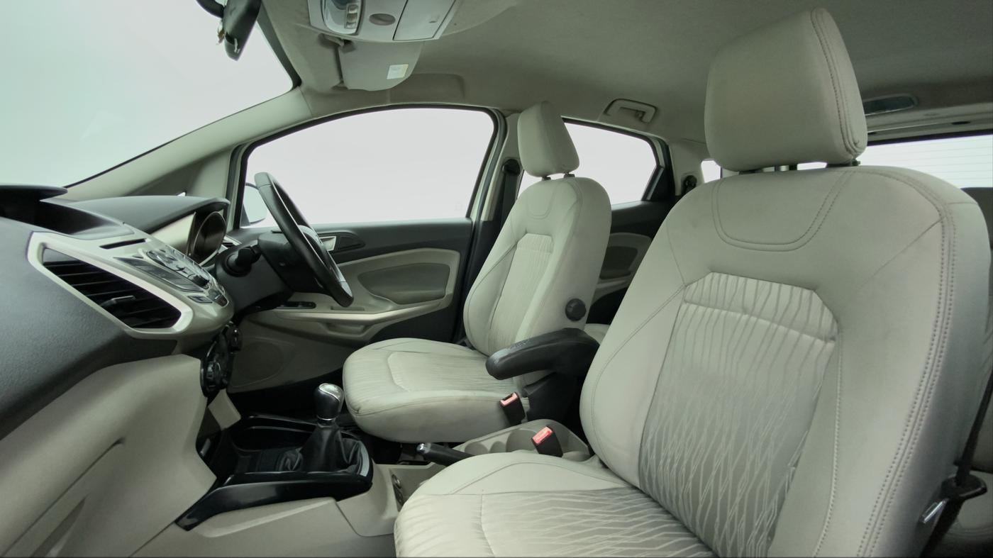 2013 Ford Ecosport 1.5 TITANIUM TI VCT, Petrol, Manual, 51,238 km, Right Side Front Door Cabin View