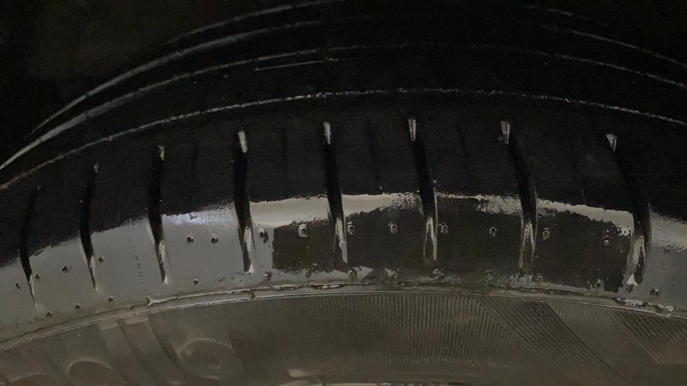 2021 Toyota Glanza G, Petrol, Manual, 65,629 km, Left Front Tyre Tread