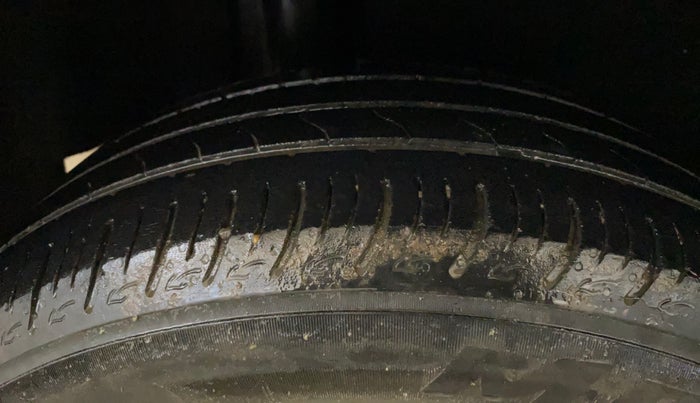 2020 Maruti Baleno SIGMA PETROL 1.2, Petrol, Manual, 36,146 km, Right Rear Tyre Tread