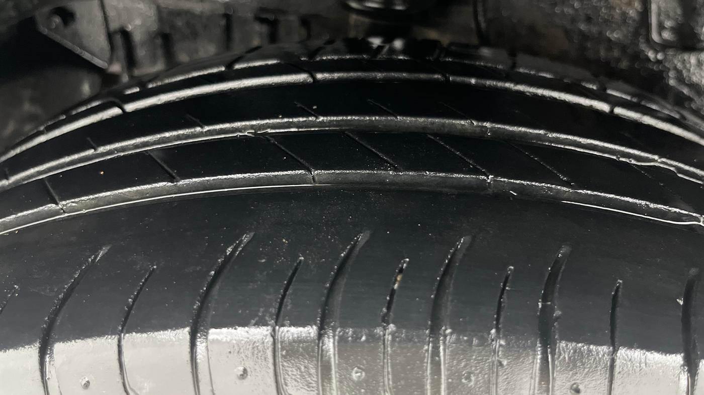 2021 Tata NEXON XZA PLUS (O) PETROL, Petrol, Automatic, 68,893 km, Right Rear Tyre Tread