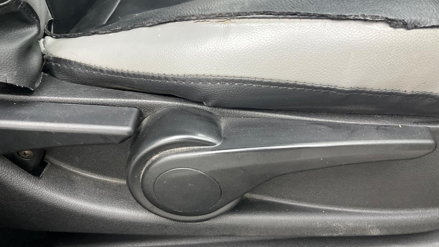 2021 Tata NEXON XZA PLUS (O) PETROL, Petrol, Automatic, 68,893 km, Driver Side Adjustment Panel