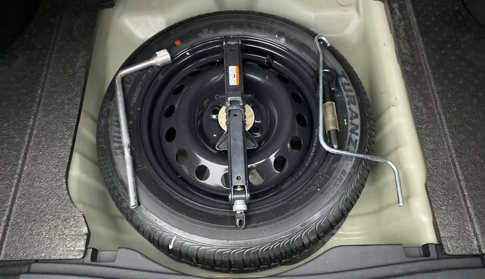 2020 Toyota YARIS V MT, Petrol, Manual, Spare Tyre