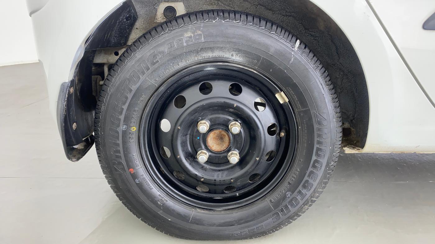 2011 Hyundai i10 MAGNA 1.2 KAPPA2, Petrol, Manual, 38,162 km, Right Rear Wheel