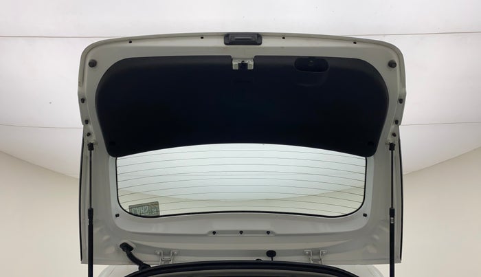 2022 Hyundai NEW I20 ASTA (O) 1.2 MT, Petrol, Manual, 16,031 km, Boot Door Open