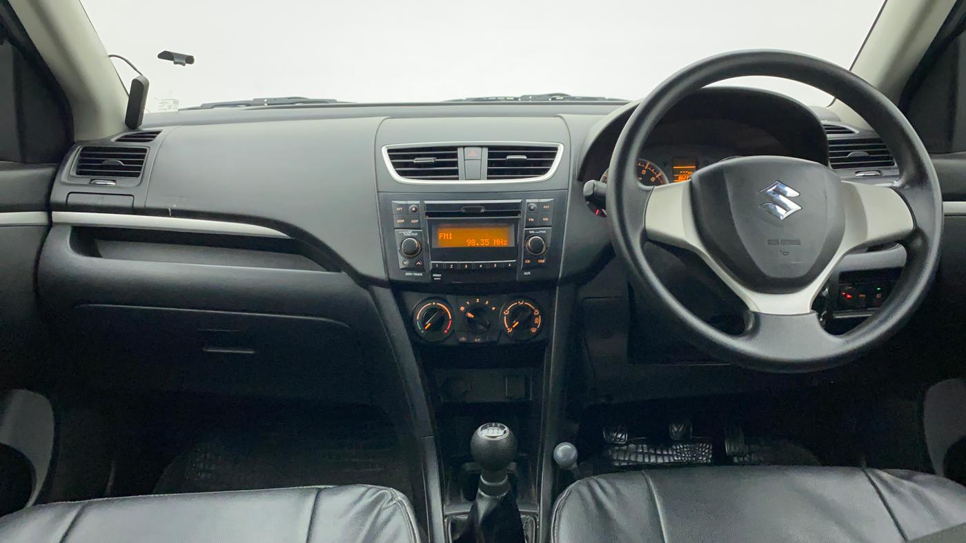 2017 Maruti Swift VXI O, CNG, Manual, 86,230 km, Dashboard