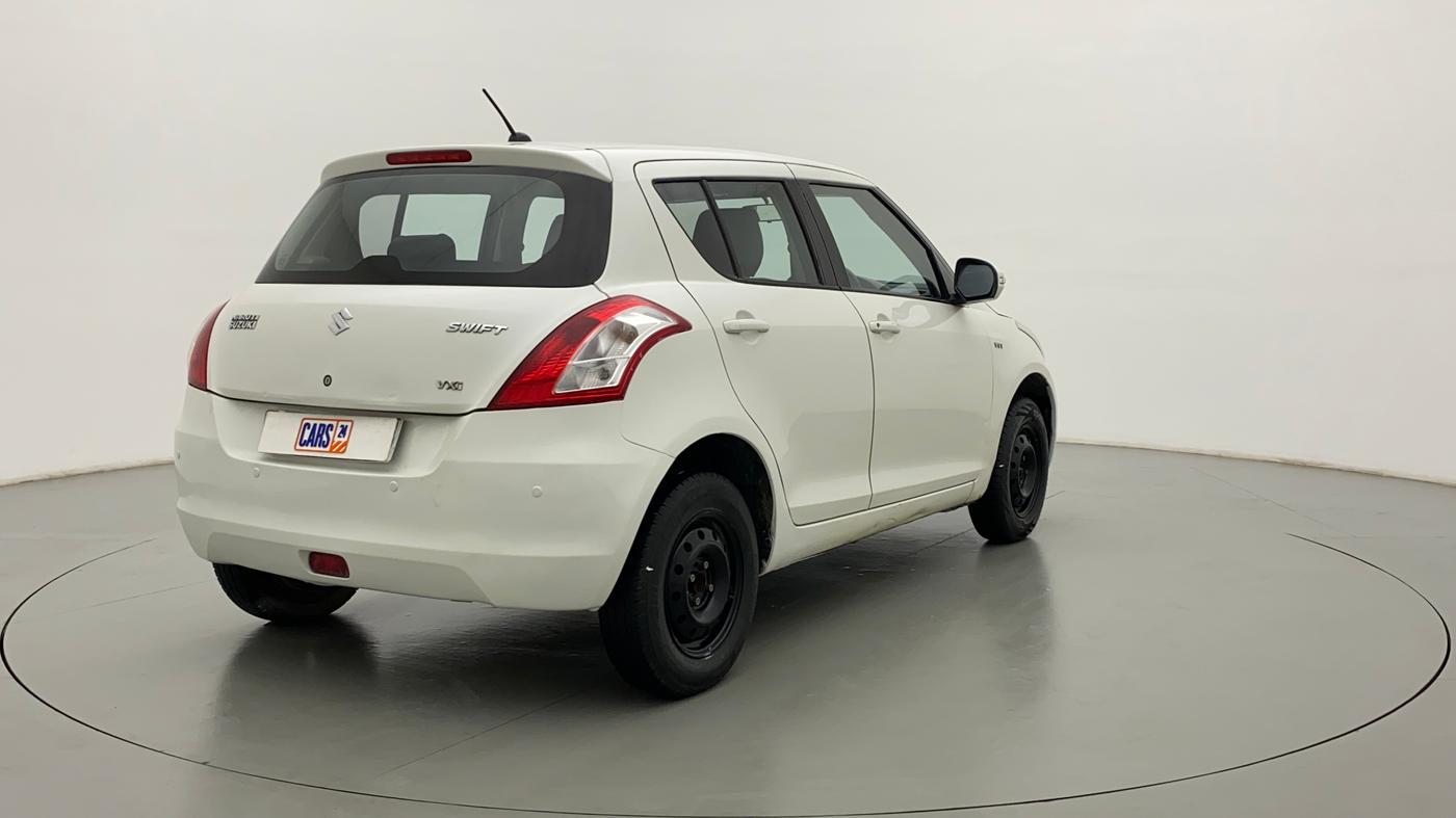 2017 Maruti Swift VXI O, CNG, Manual, 86,230 km, Right Back Diagonal