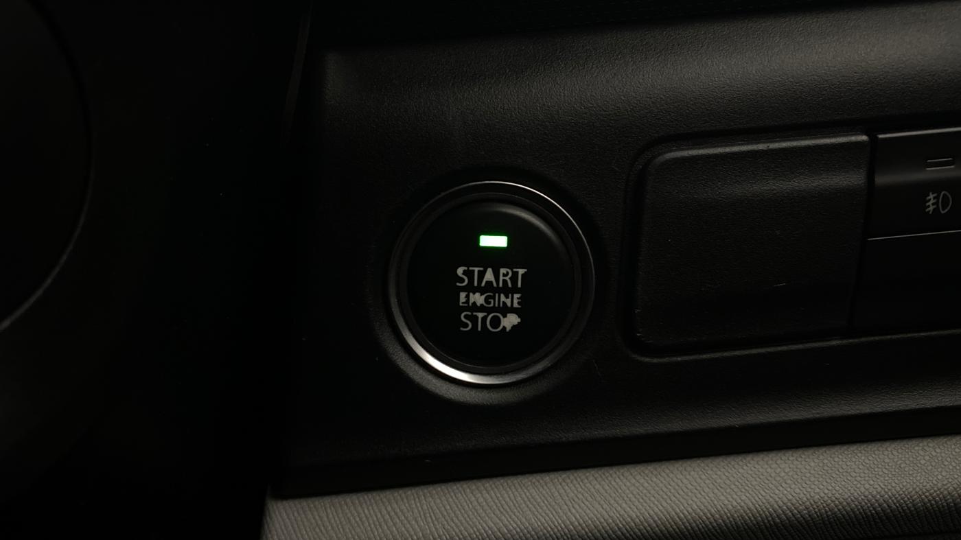 2021 Tata ALTROZ XZ PETROL, Petrol, Manual, 36,876 km, Keyless Start/ Stop Button