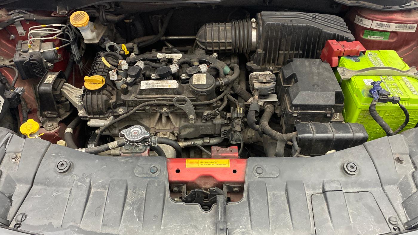 2021 Tata ALTROZ XZ PETROL, Petrol, Manual, 36,876 km, Engine View
