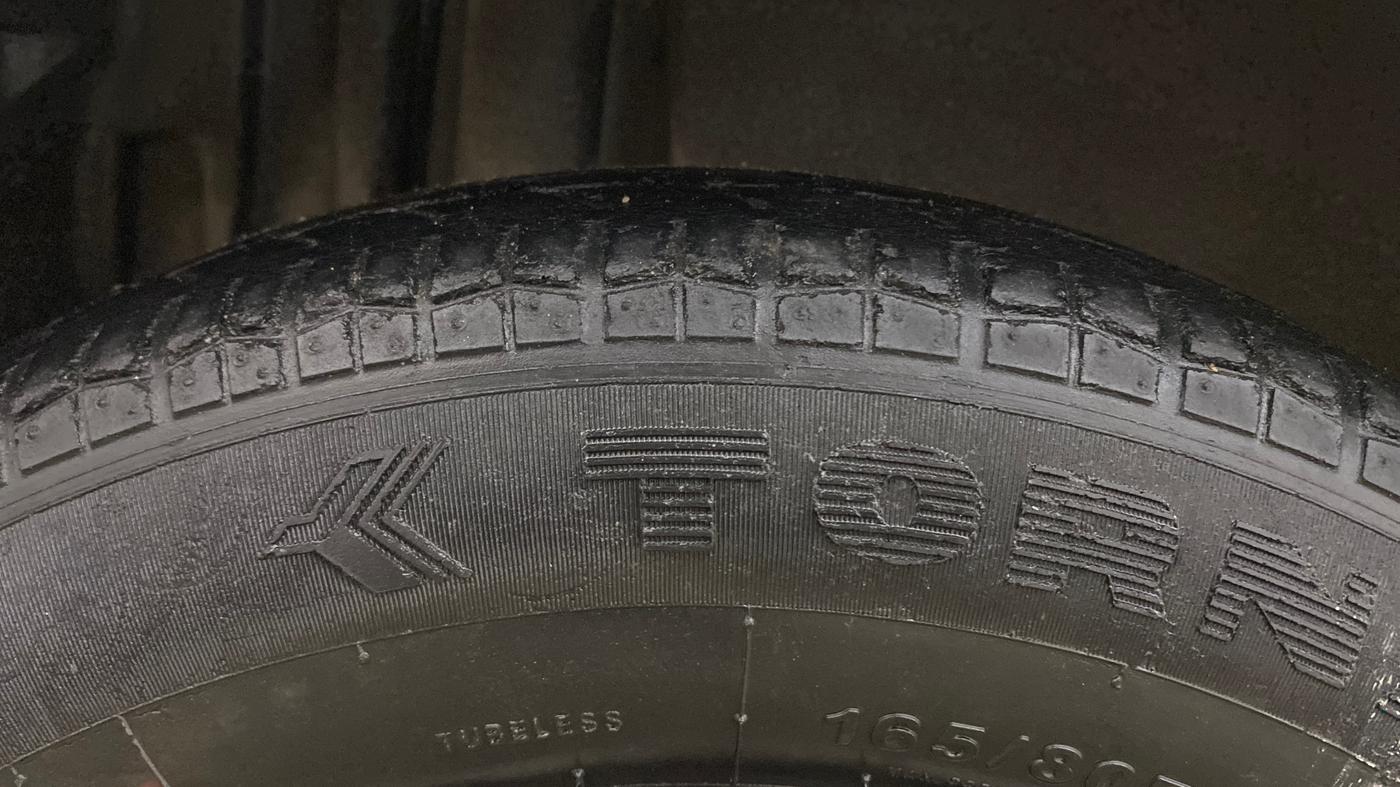2015 Maruti Swift Dzire VXI, Petrol, Manual, 52,374 km, Right Rear Tyre Tread