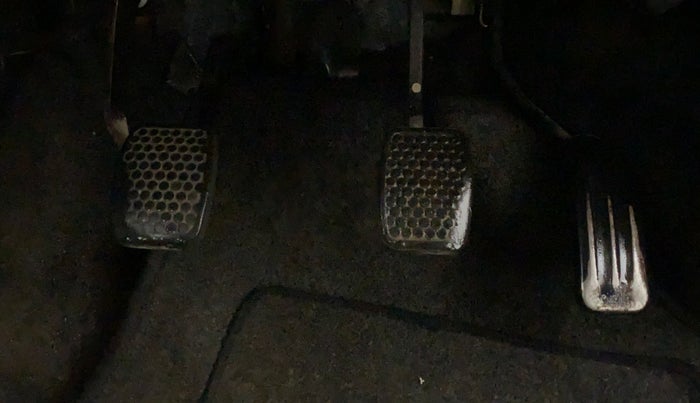 2013 Maruti Alto 800 LXI, Petrol, Manual, 52,042 km, Pedals