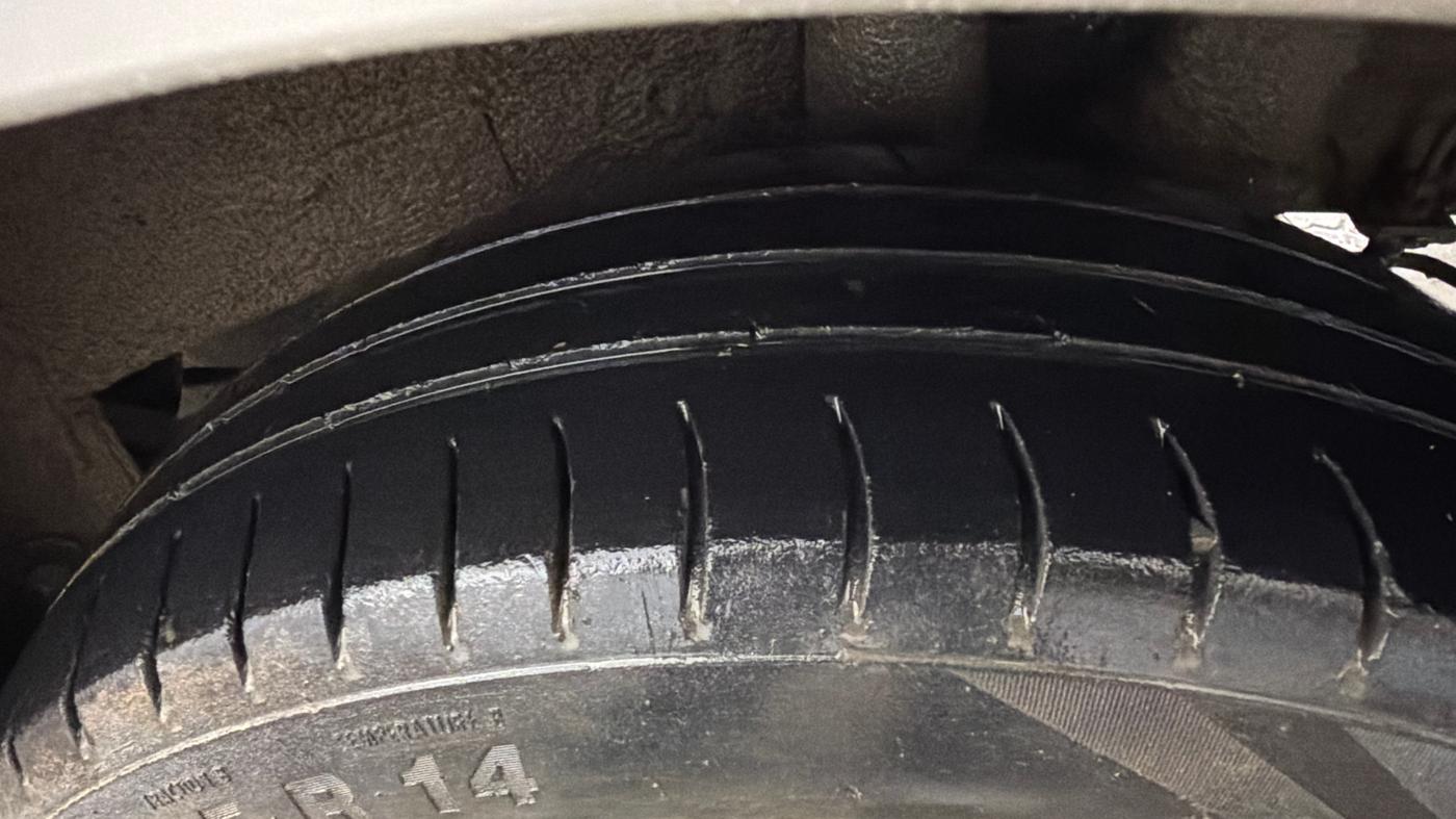 2018 Hyundai Grand i10 MAGNA 1.2 KAPPA VTVT, Petrol, Manual, 48,515 km, Left Rear Tyre Tread