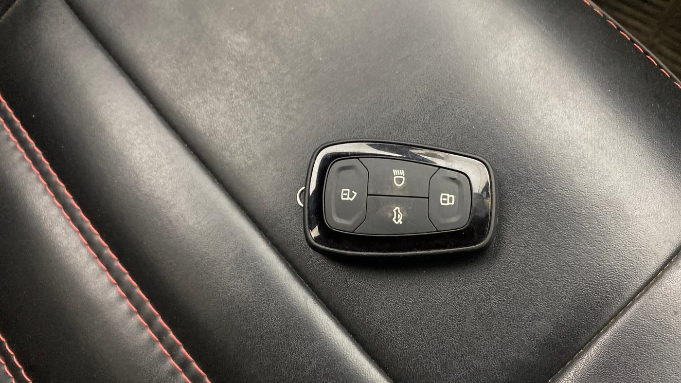2021 Tata TIAGO NRG XZ MT, Petrol, Manual, 20,166 km, Key Close Up