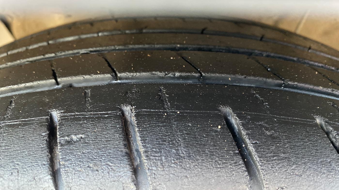 2021 Hyundai ALCAZAR PRESTIGE 2.0 MT 6STR, Petrol, Manual, 78,971 km, Left Front Tyre Tread