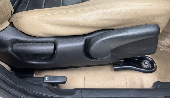 2016 Honda City 1.5L I-VTEC SV, Petrol, Manual, 64,710 km, Driver Side Adjustment Panel