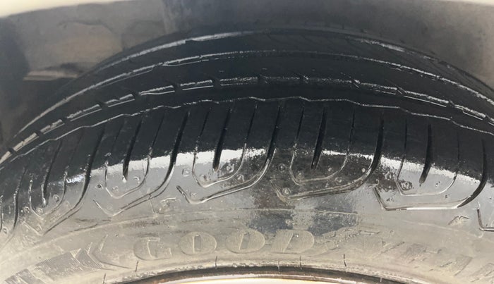 2016 Honda City 1.5L I-VTEC SV, Petrol, Manual, 64,710 km, Right Rear Tyre Tread